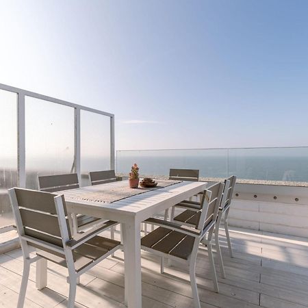 Ferienwohnung Penthouse With Two Terraces And Magnificent Sea View Blankenberge Exterior foto